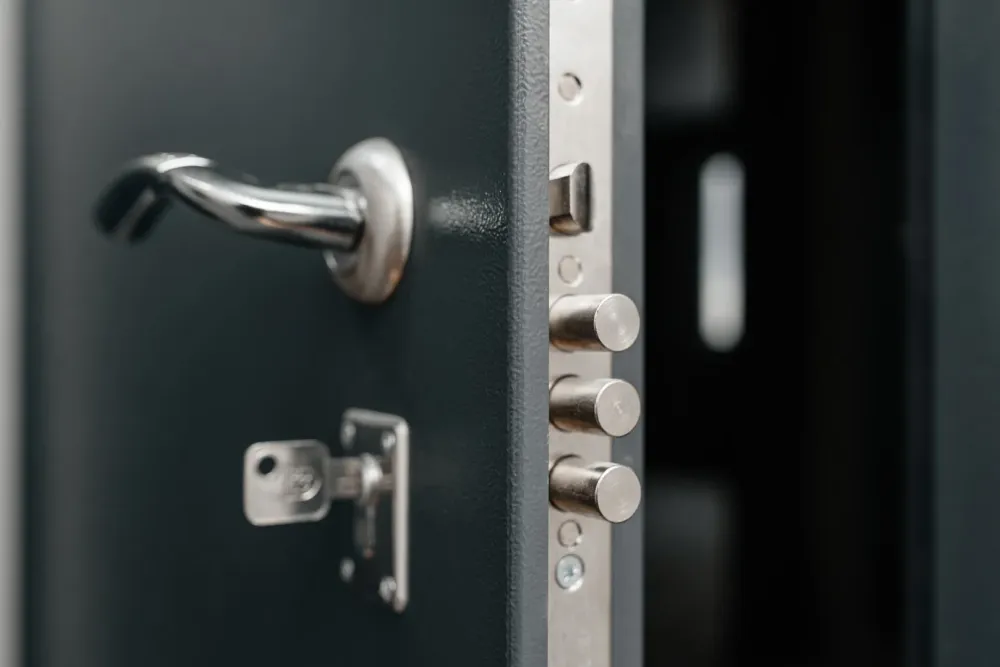 porte sécuriséwebp